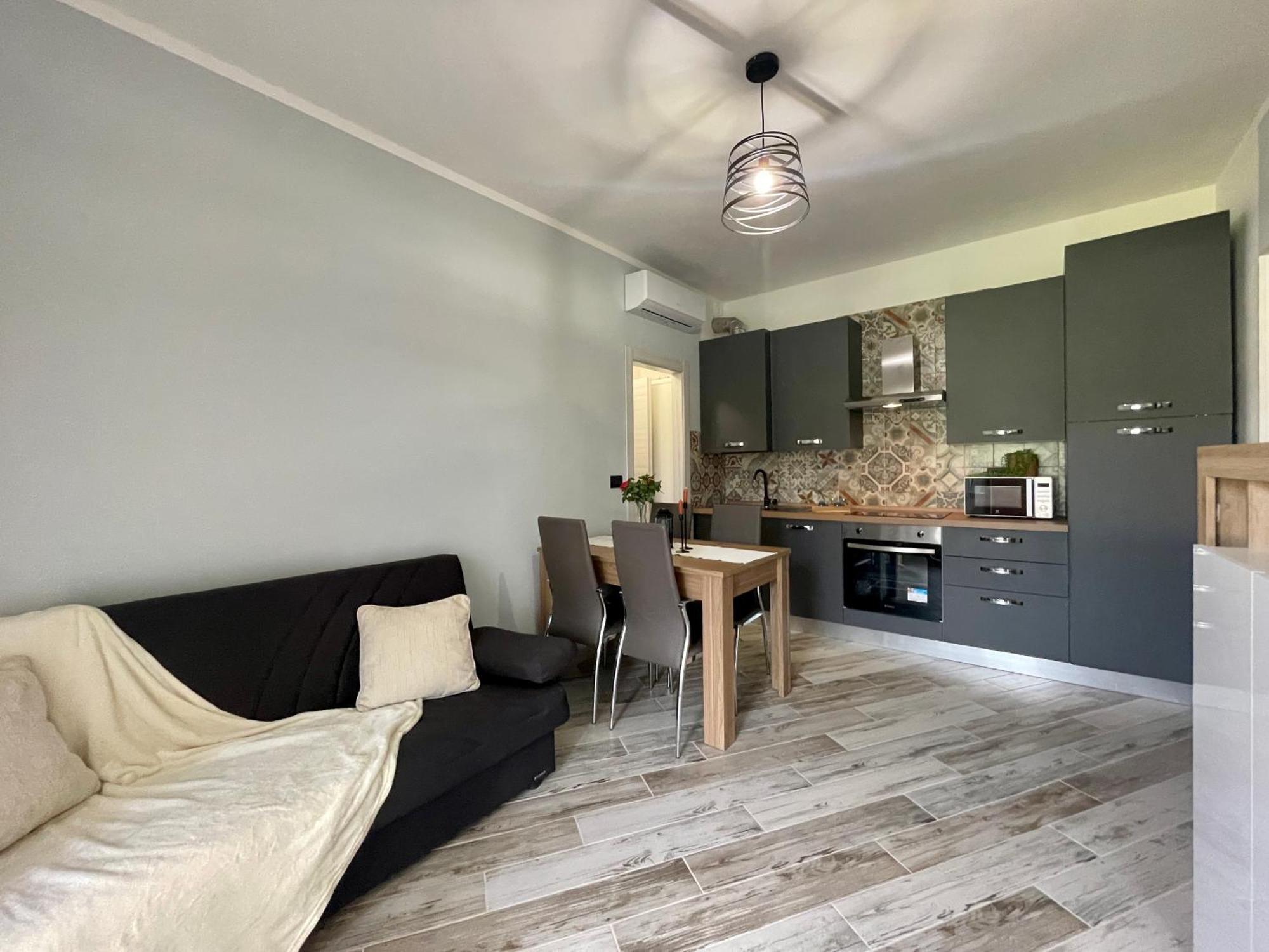 Il Gabbiano Bilocale Con Piscina, Garage E A/C. Apartment โลอาโน ภายนอก รูปภาพ
